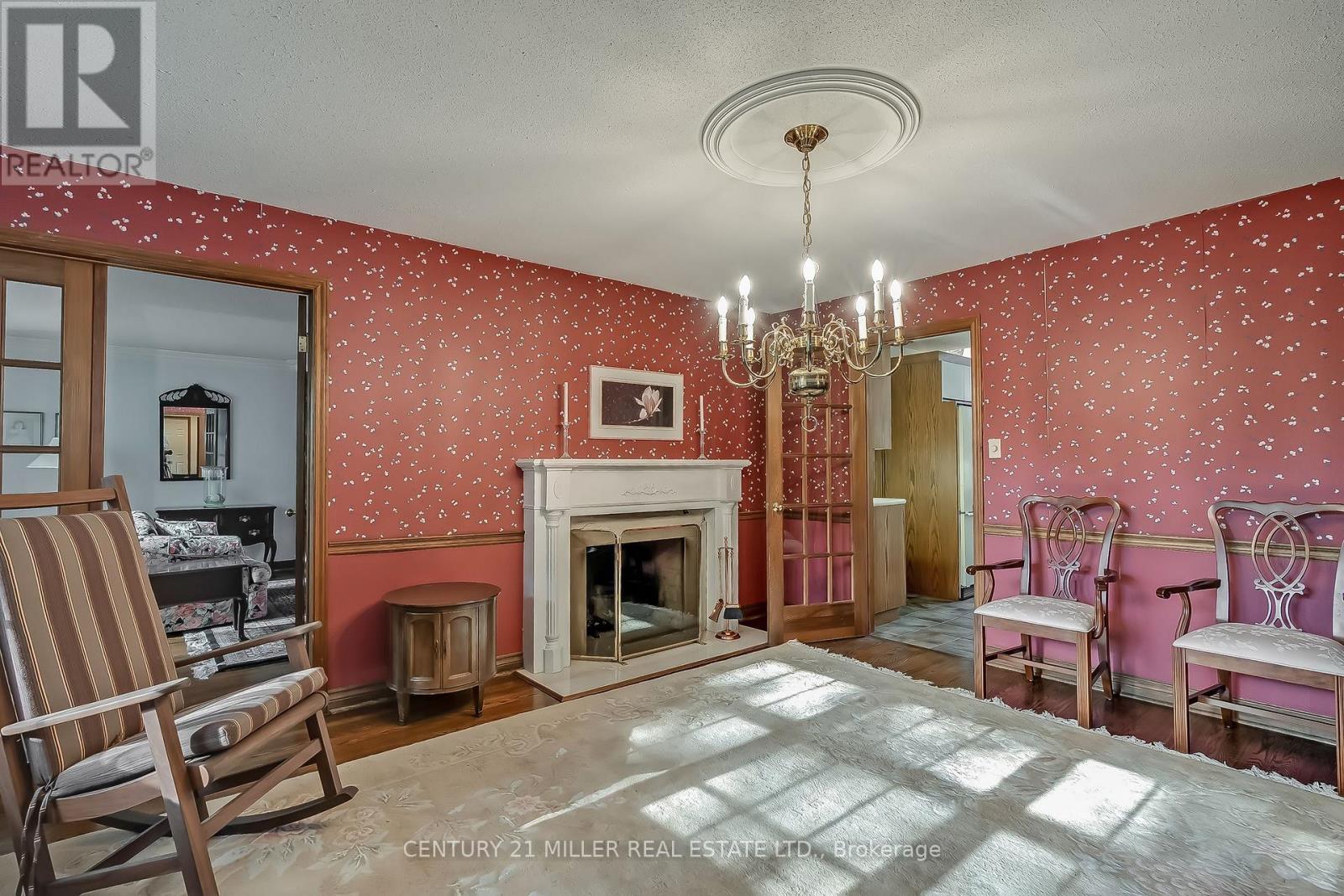 1296 Cumnock Crescent, Oakville, Ontario  L6J 2N7 - Photo 13 - W12779900