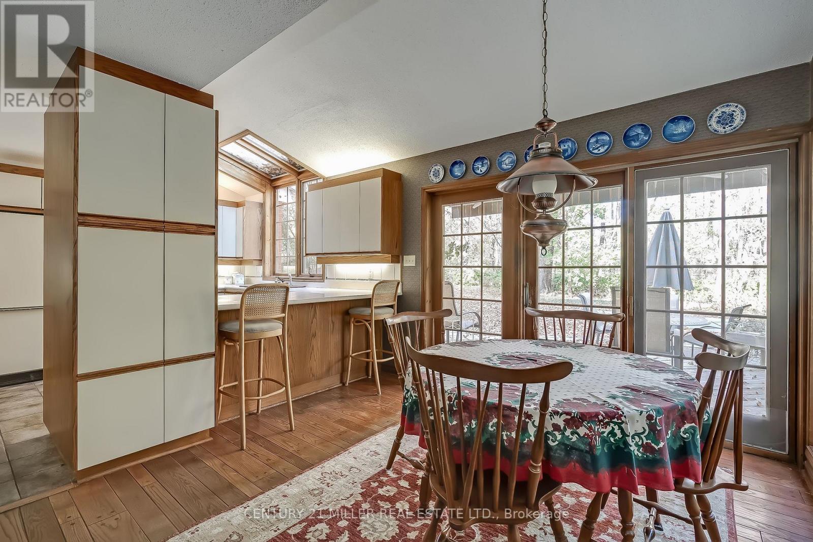 1296 Cumnock Crescent, Oakville, Ontario  L6J 2N7 - Photo 17 - W12779900