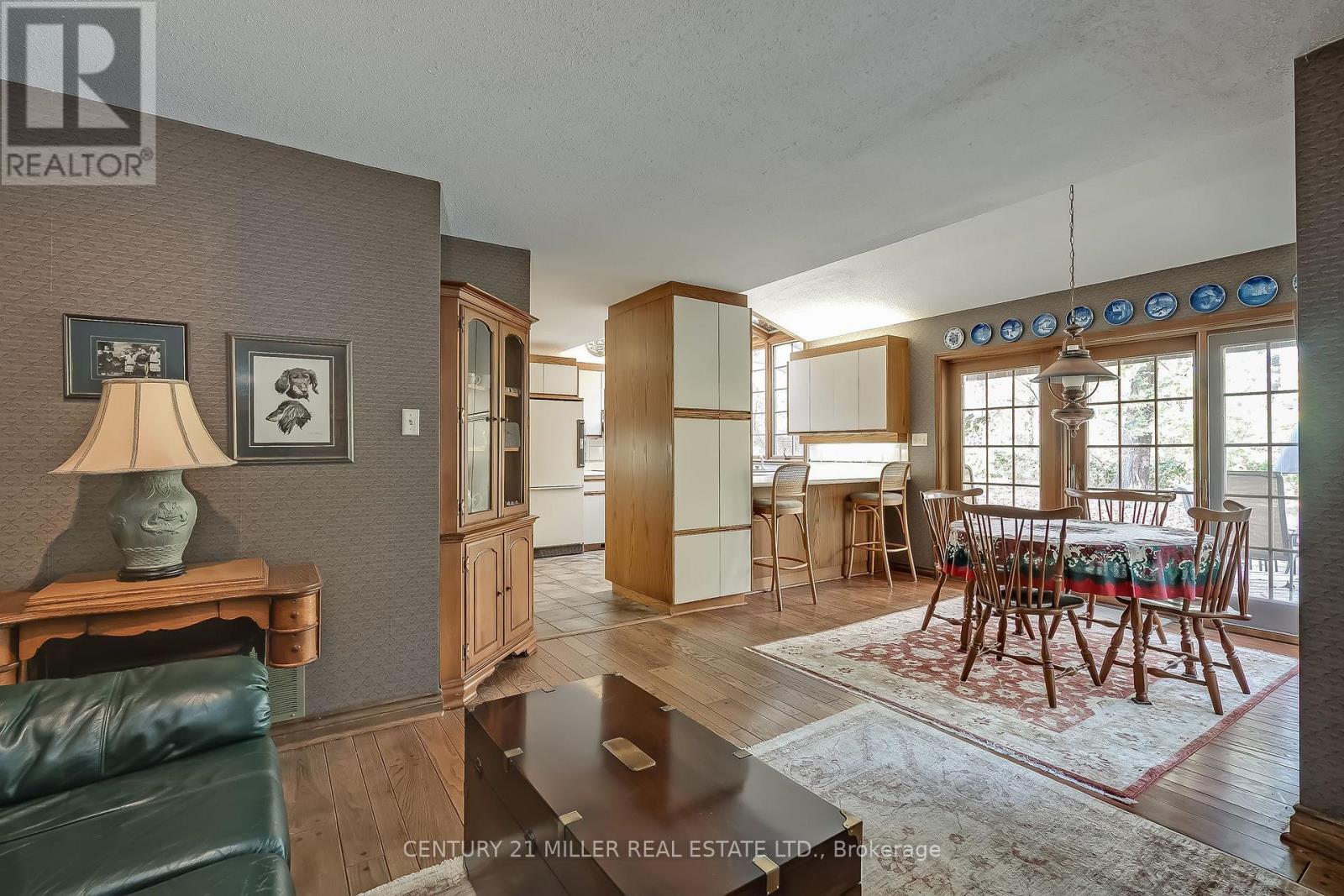 1296 Cumnock Crescent, Oakville, Ontario  L6J 2N7 - Photo 21 - W12779900