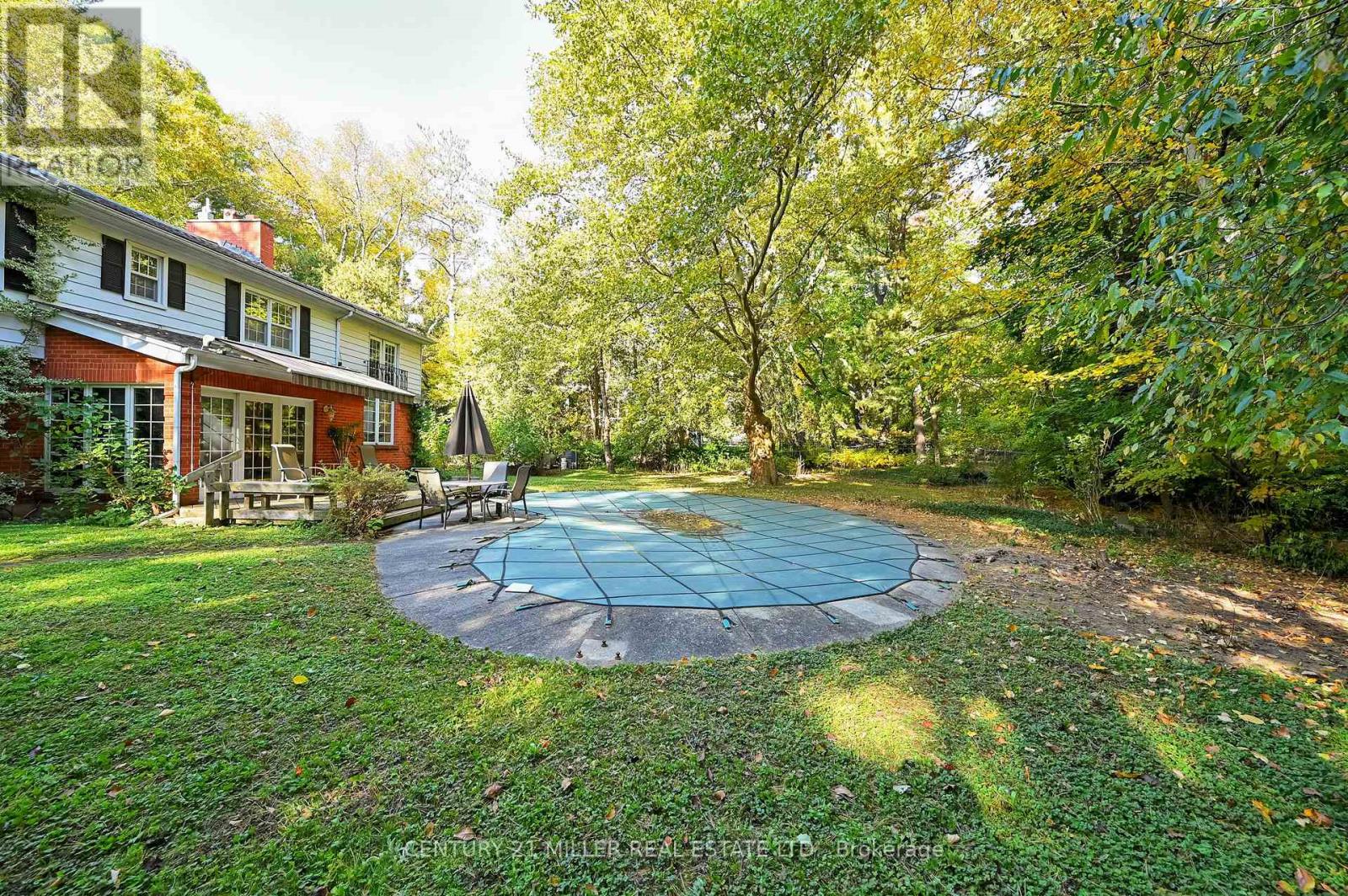 1296 Cumnock Crescent, Oakville, Ontario  L6J 2N7 - Photo 8 - W12779900