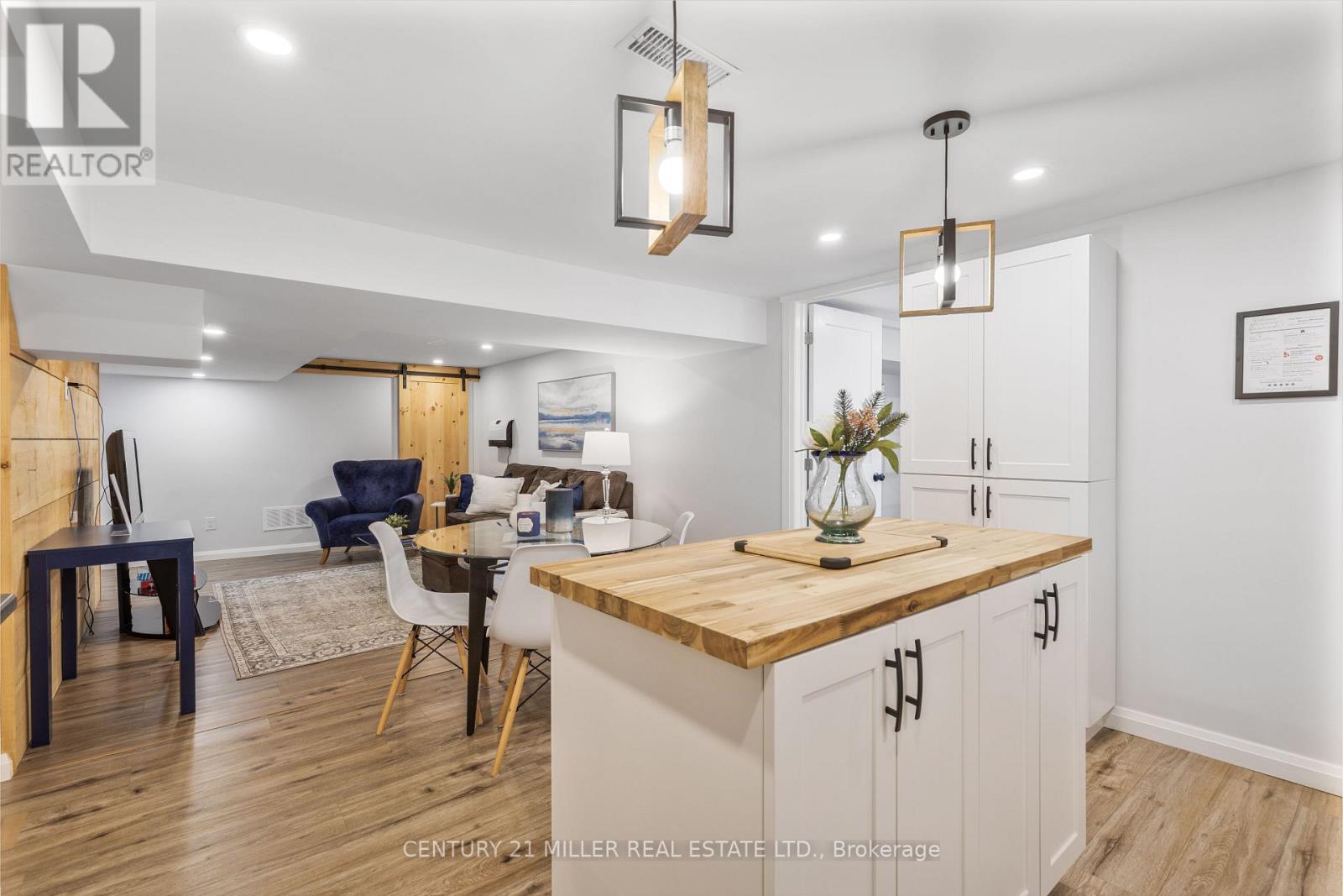 Suite - 248 Kingsleigh Court, Milton, Ontario  L9T 1X7 - Photo 10 - W12779904