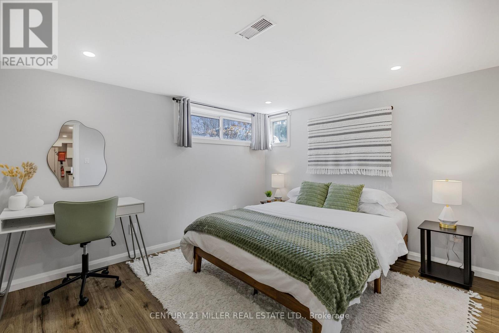 Suite - 248 Kingsleigh Court, Milton, Ontario  L9T 1X7 - Photo 21 - W12779904