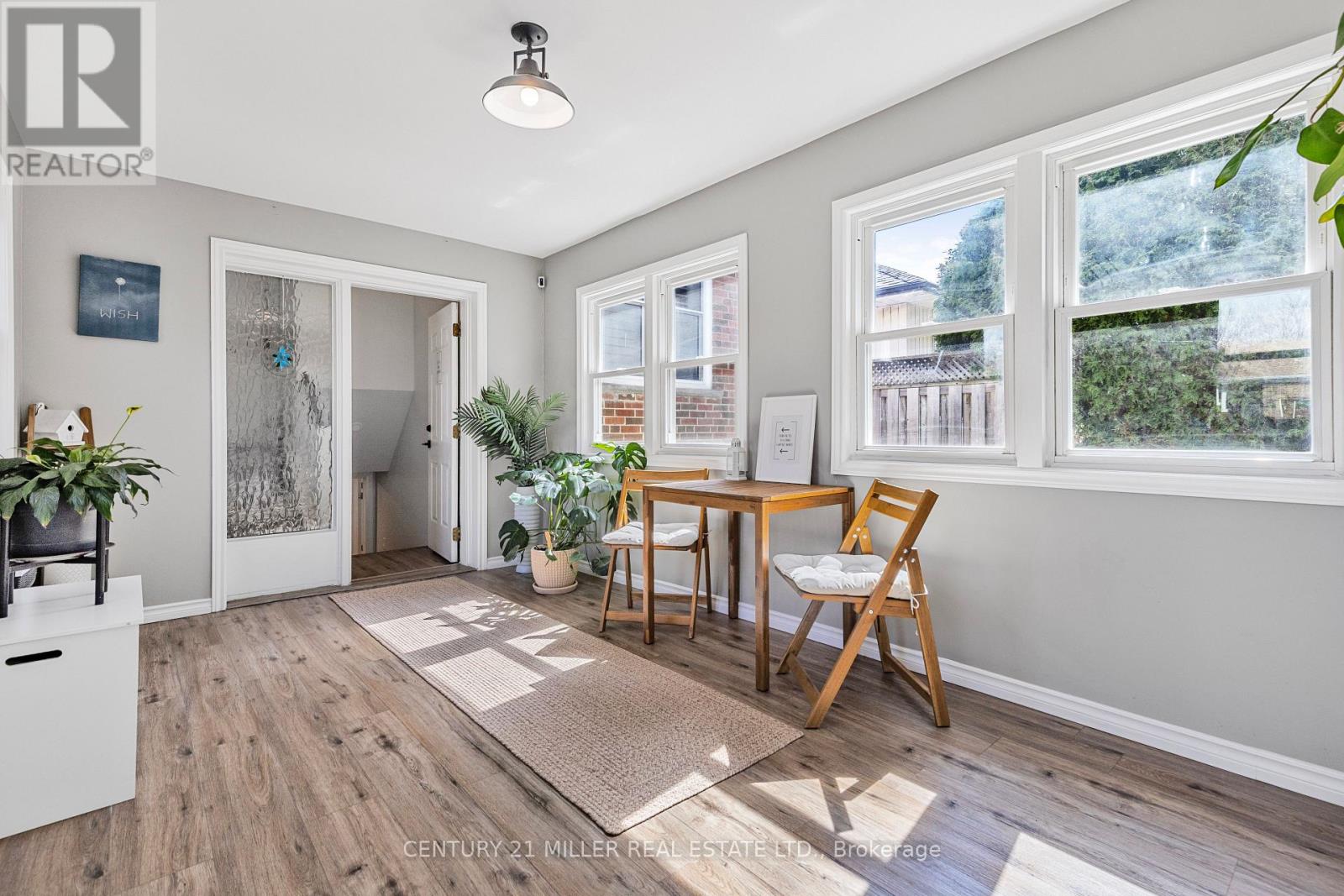 Suite - 248 Kingsleigh Court, Milton, Ontario  L9T 1X7 - Photo 3 - W12779904