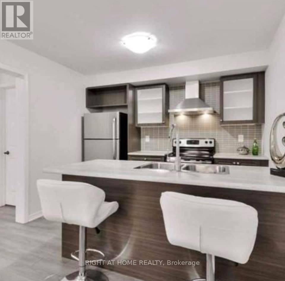 16 Givemay Street, Brampton, Ontario  L7A 4N9 - Photo 5 - W12779926