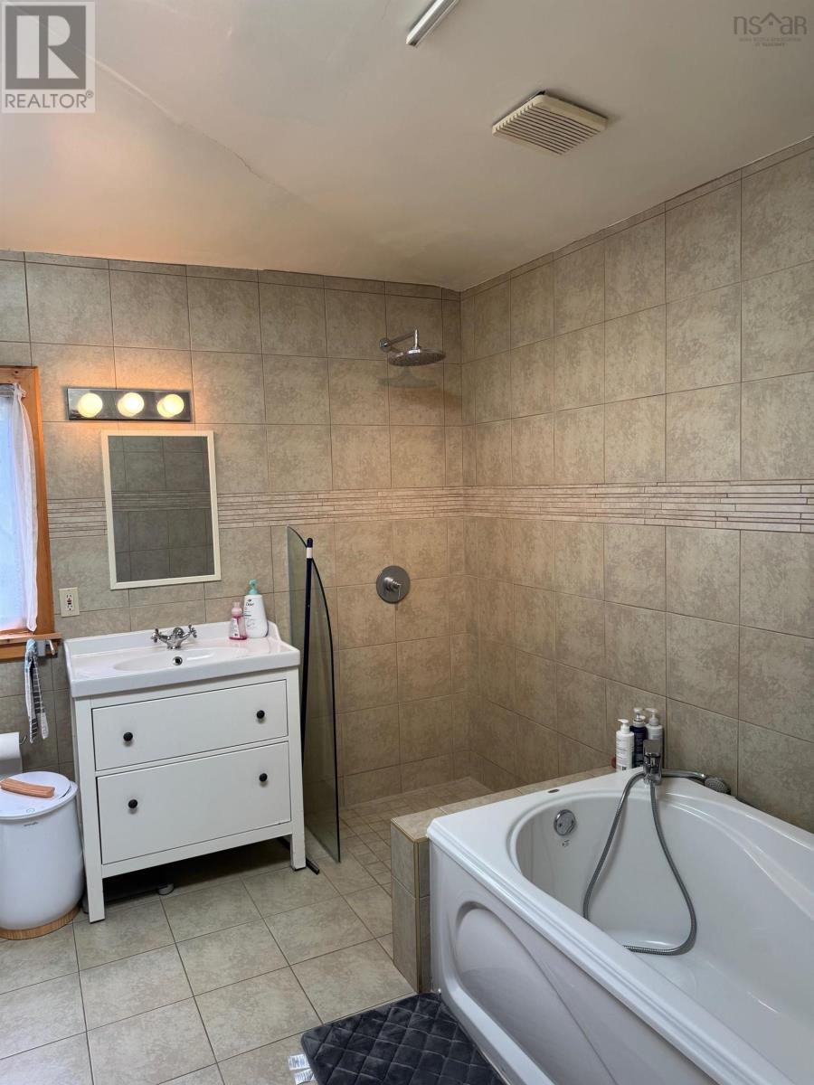 956 Highway 203, Kemptville, Nova Scotia  B5A 5R3 - Photo 29 - 202520111