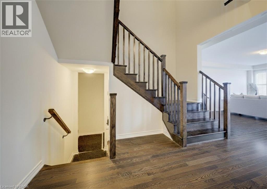 588 Beckview Crescent, Kitchener, Ontario  N2R 0R4 - Photo 10 - 40802349