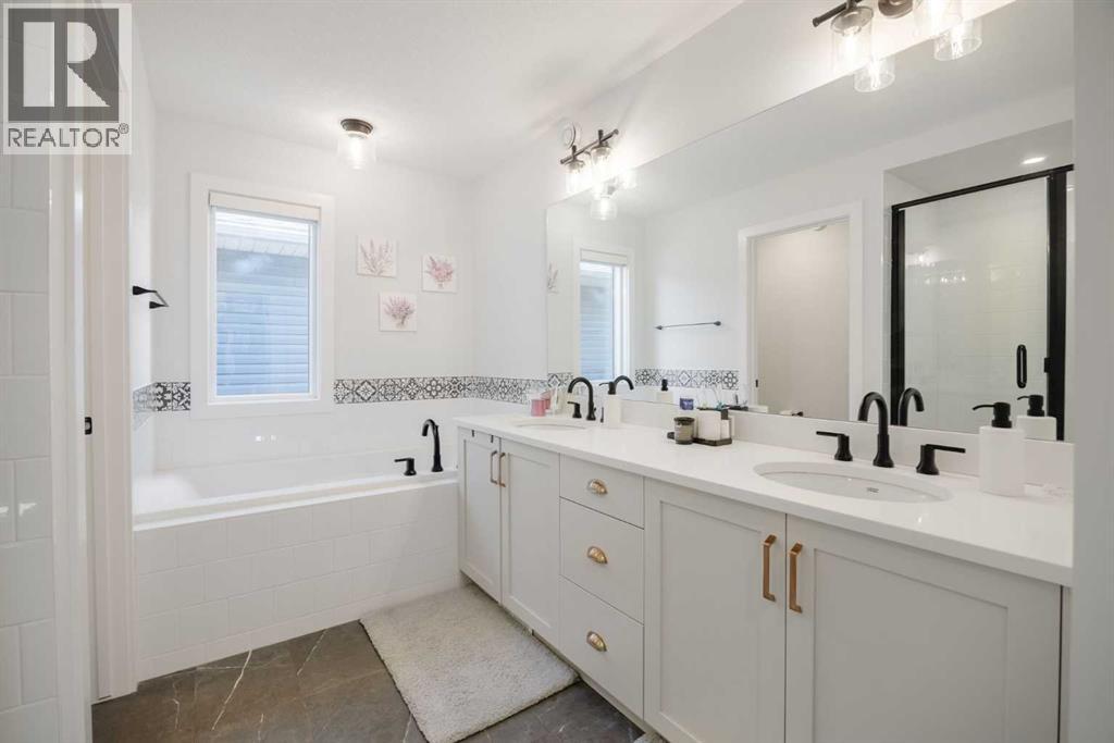 180 Emberside Place, Cochrane, Alberta  T4C 3B1 - Photo 11 - A2243714