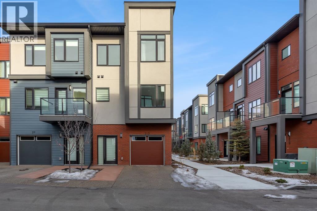 213 Greenbriar Common Nw, Calgary, Alberta  T3B 6J3 - Photo 7 - A2282276