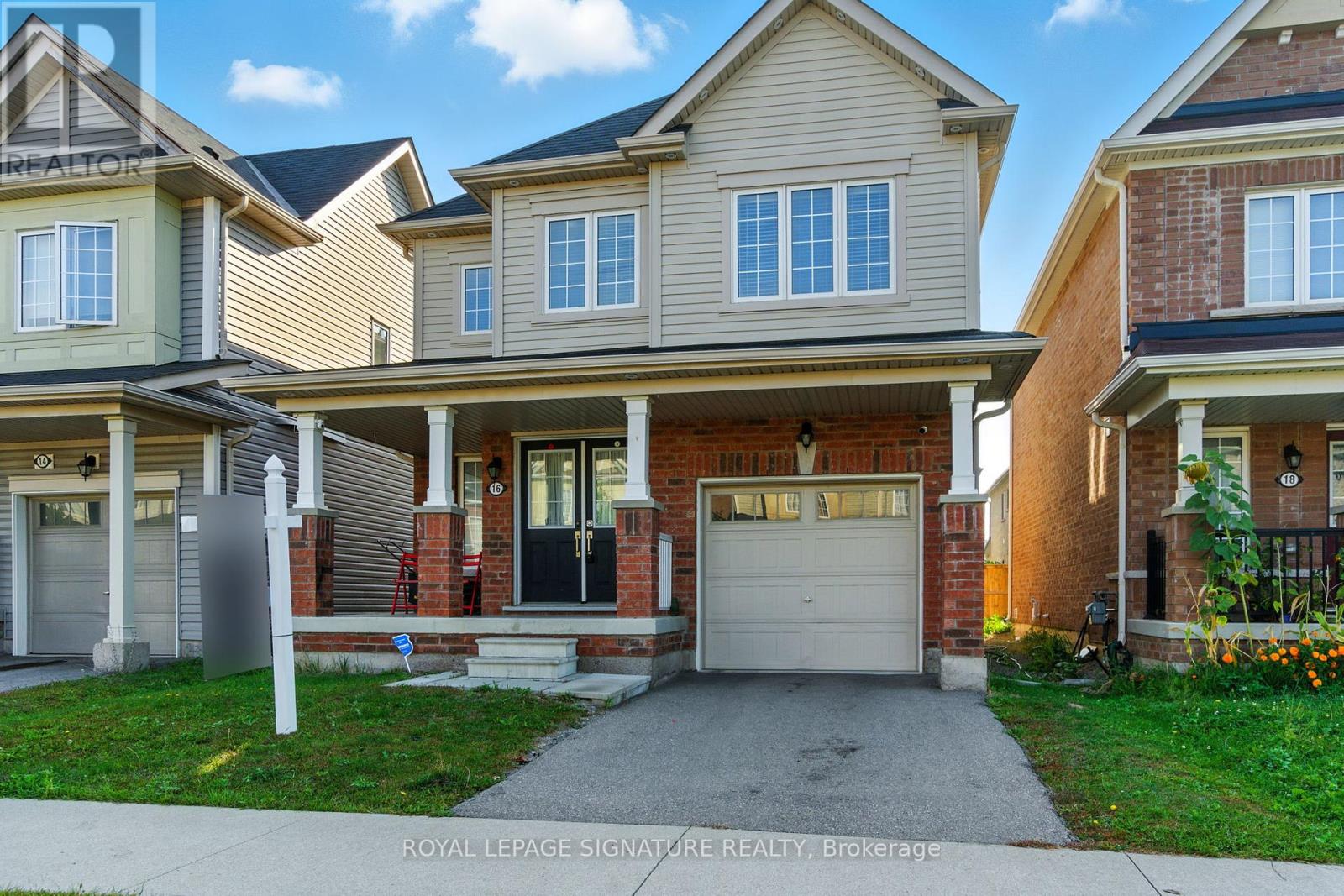 16 Froggy Drive, Thorold, Ontario  L3B 0G9 - Photo 2 - X12779834