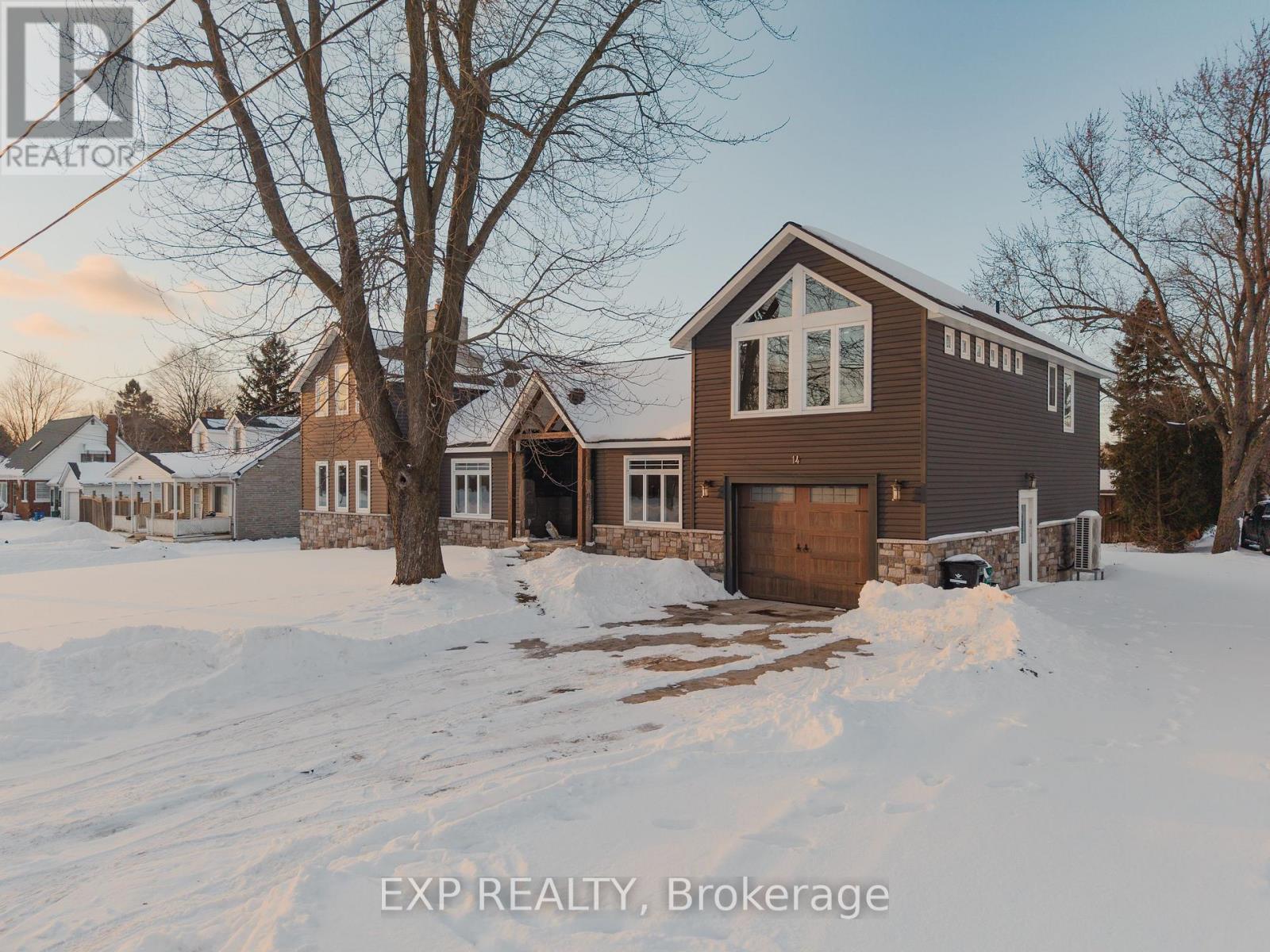 14 Athlone Road, Cambridge, Ontario  N1R 1H8 - Photo 2 - X12779896