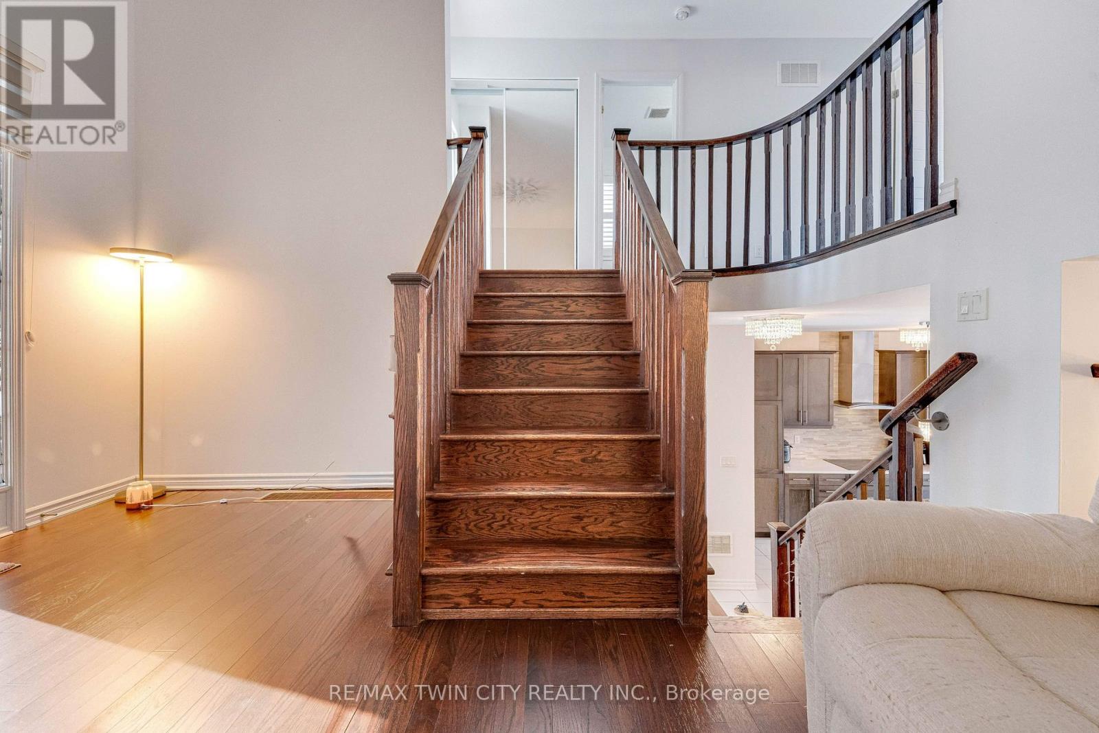 342 Seabrook Drive, Kitchener, Ontario  N2R 0L8 - Photo 18 - X12779974