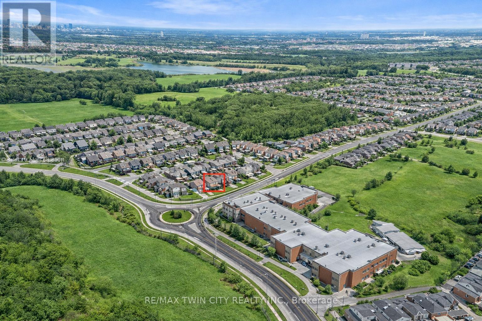 342 Seabrook Drive, Kitchener, Ontario  N2R 0L8 - Photo 44 - X12779974