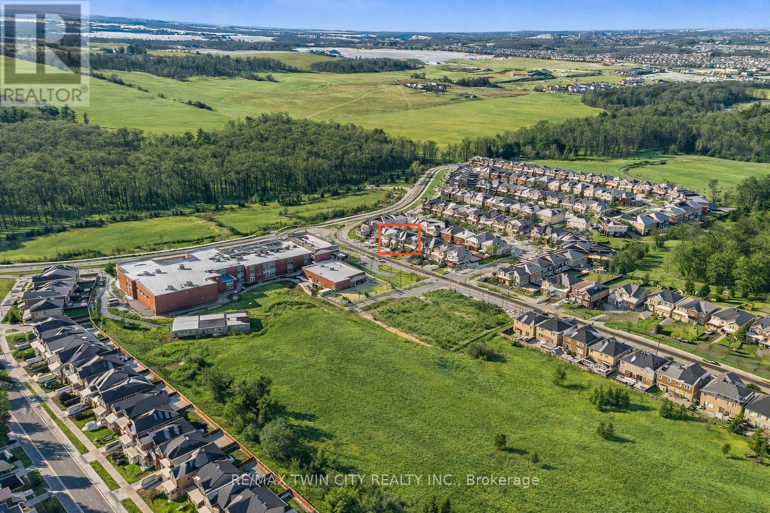 342 Seabrook Drive, Kitchener, Ontario  N2R 0L8 - Photo 45 - X12779974