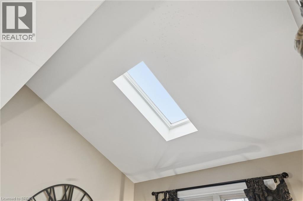 86 Elm Street, Brantford, Ontario  N3R 4V2 - Photo 20 - 40804501