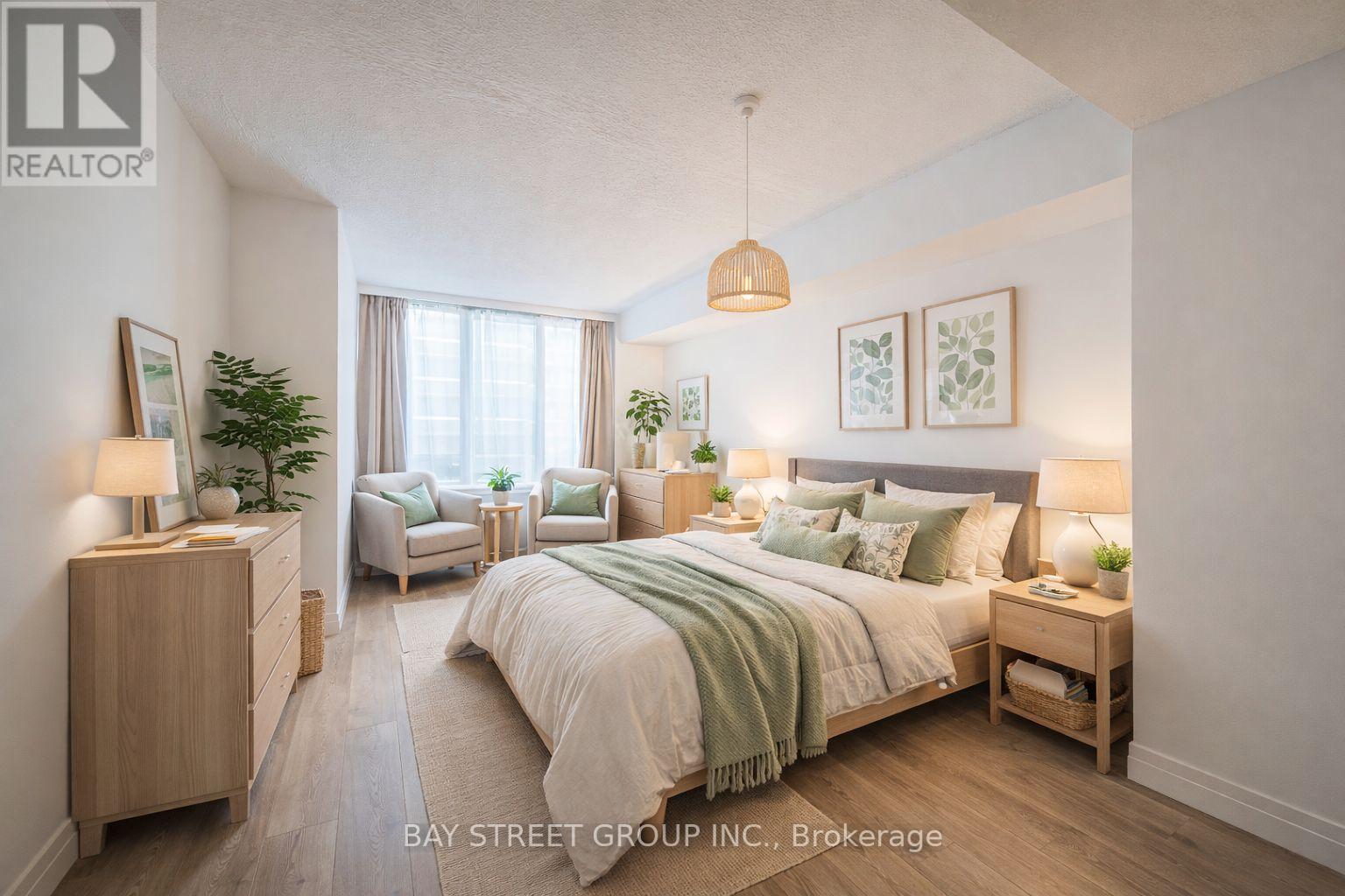 1006 - 38 Elm Street, Toronto, Ontario  M5G 2K5 - Photo 3 - C12776456