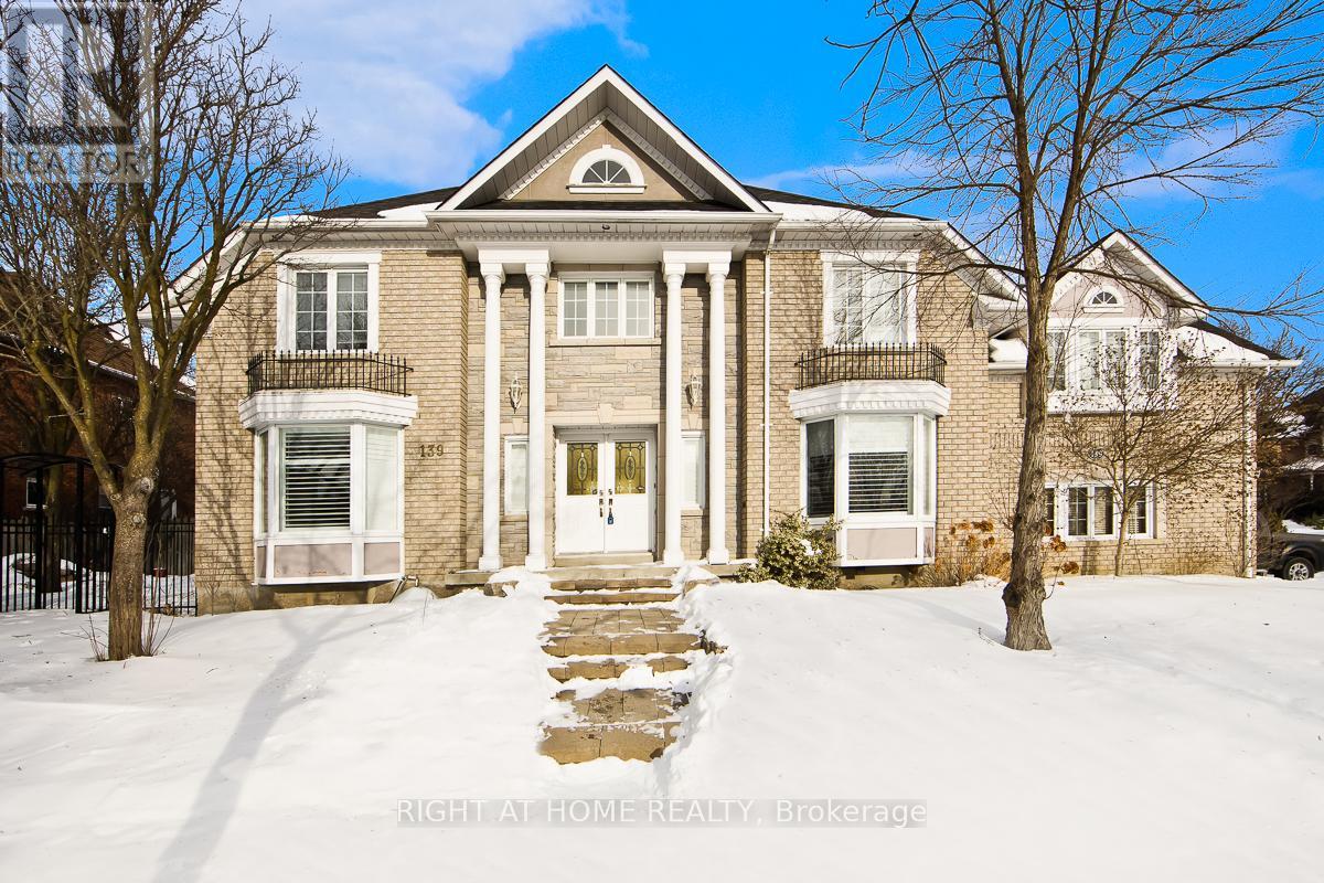 139 ELIZABETH STREET, Ajax, Ontario