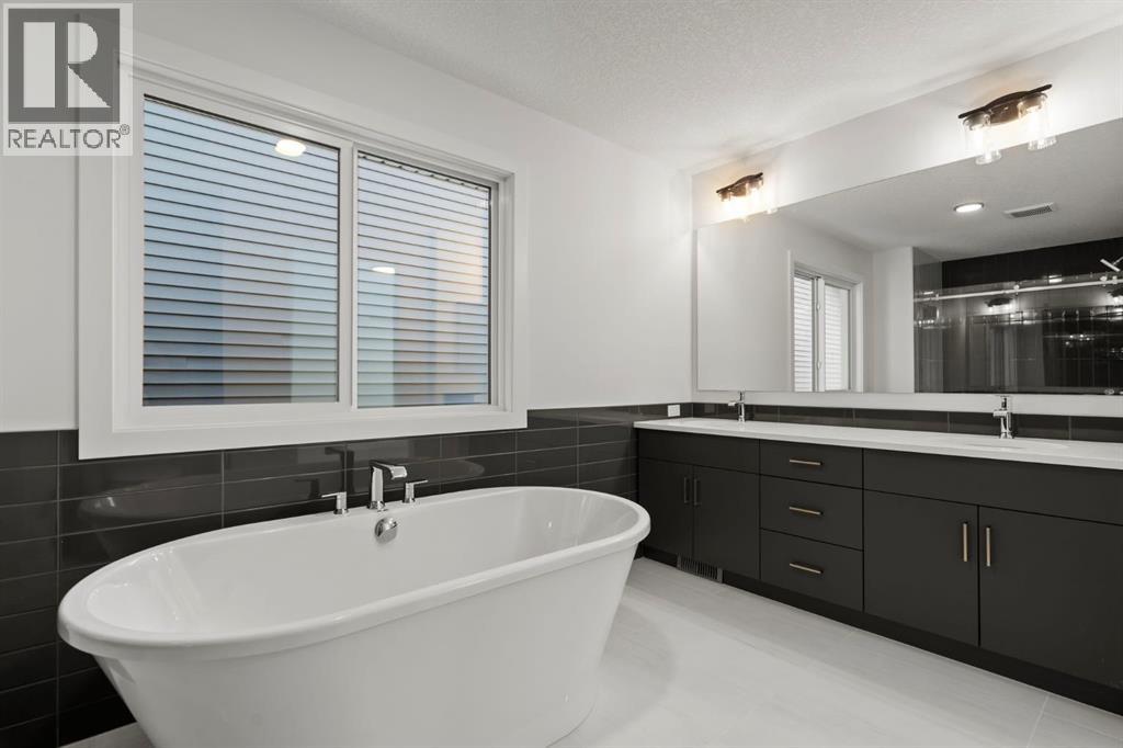 503 Lawthorn Way Se, Airdrie, Alberta  T4A 3N9 - Photo 32 - A2285534