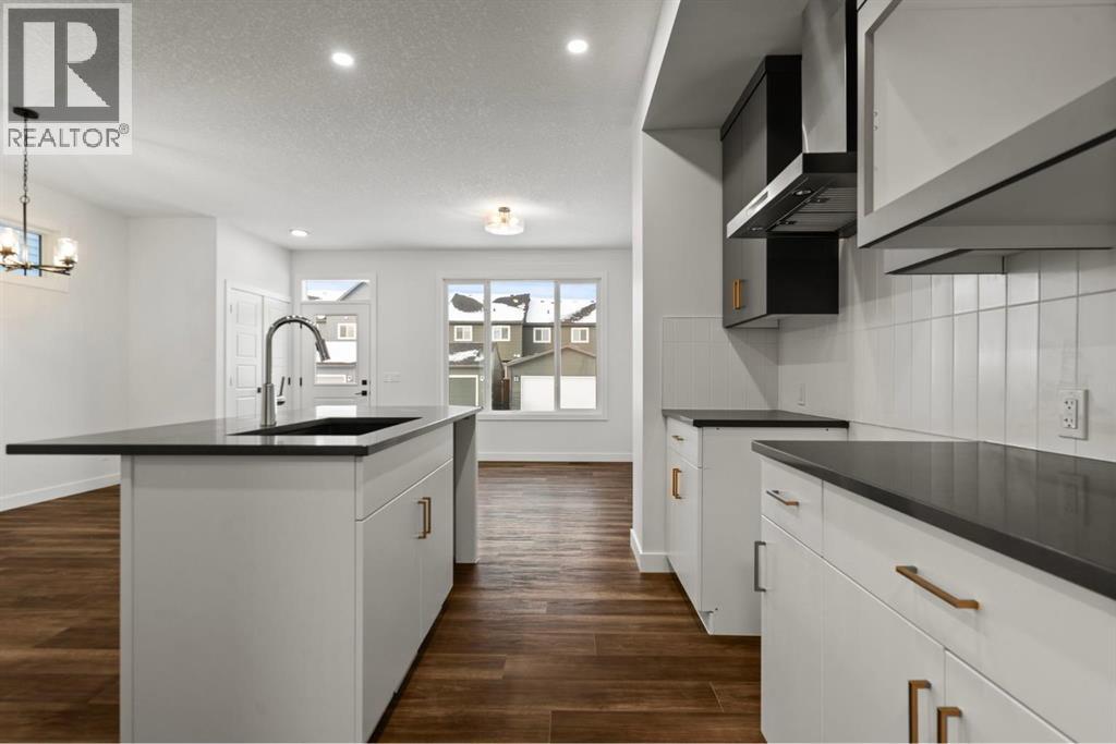 503 Lawthorn Way Se, Airdrie, Alberta  T4A 3N9 - Photo 5 - A2285534