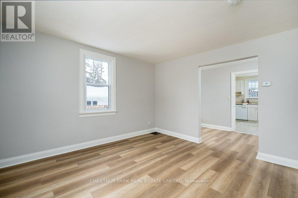 31-33 Washburn Street, Prince Edward County (Picton Ward), Ontario  K0K 2T0 - Photo 8 - X12779982