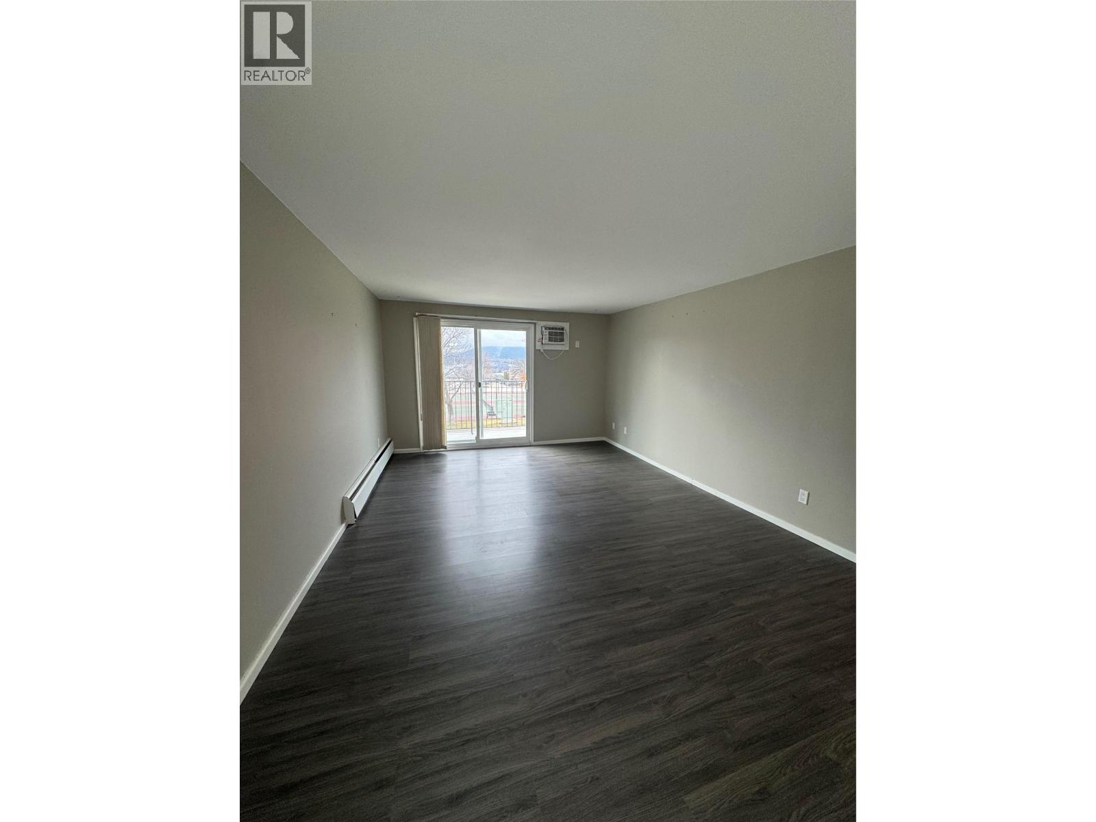 1300 CHURCH Street Unit# 205 Penticton, BC V2A4R8_2