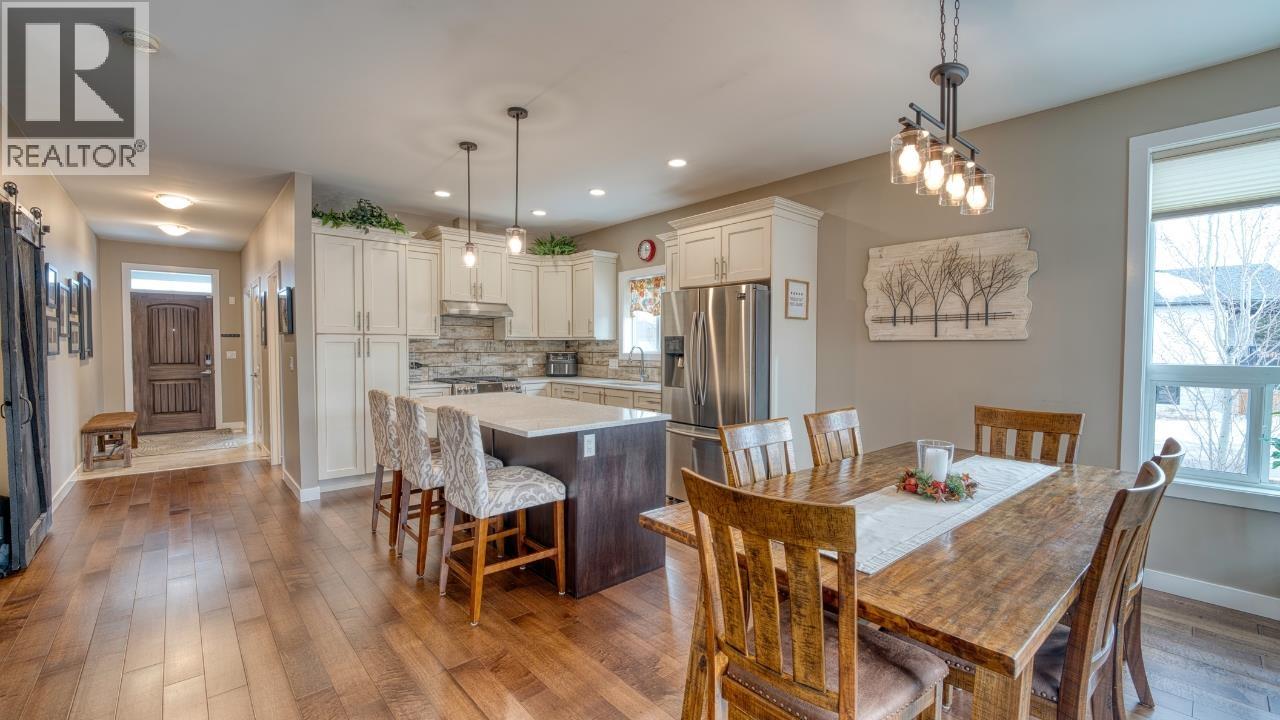 10603 114a Avenue, Fort St. John, British Columbia  V1J 0S1 - Photo 2 - R3088893