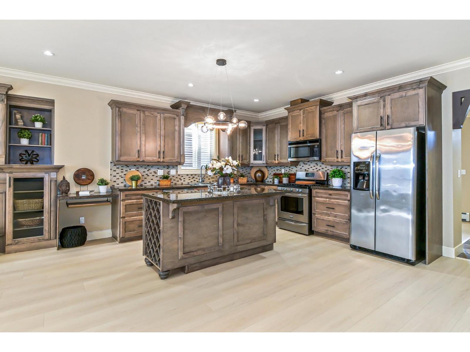 19478 72 Avenue, Surrey, British Columbia  V4N 5Z4 - Photo 10 - R3088423