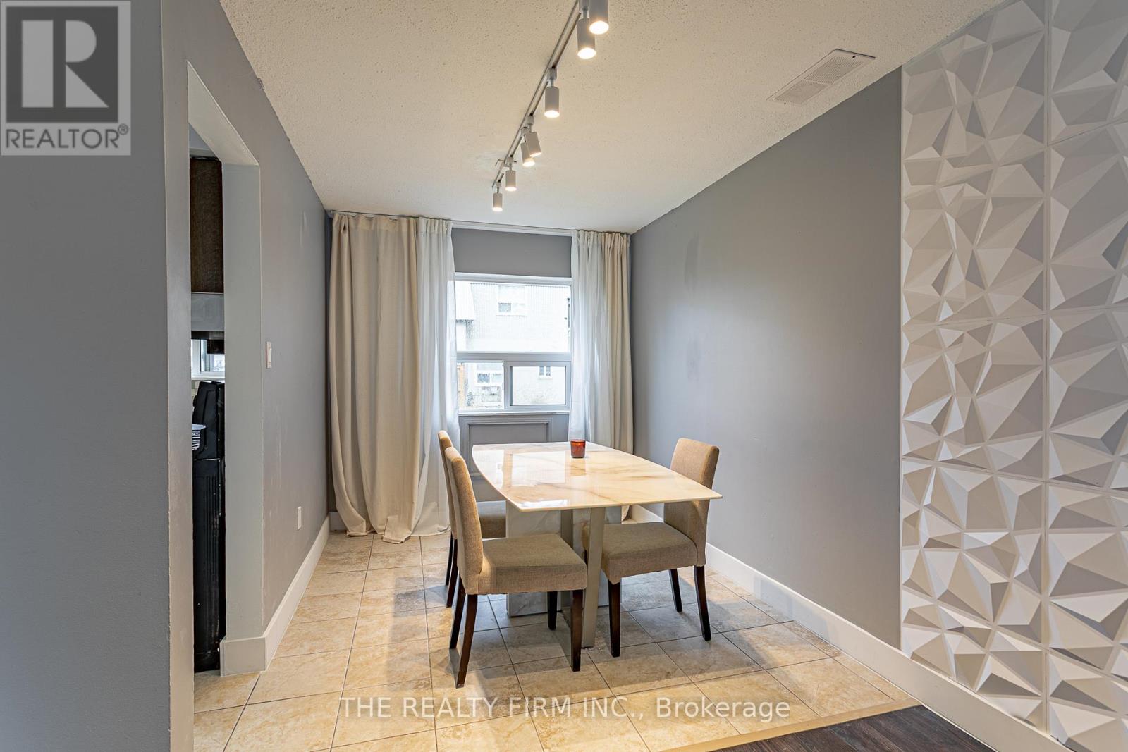 12 - 271 Thames Street N, Ingersoll, Ontario  N5C 3T6 - Photo 6 - X12780026