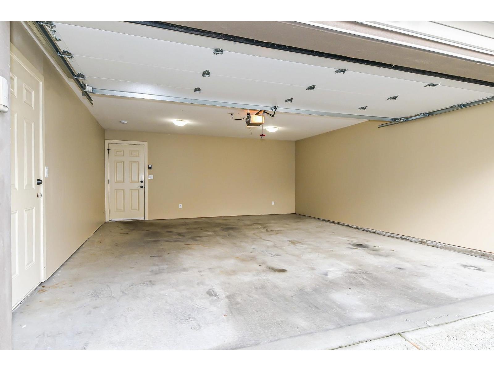 19478 72 Avenue, Surrey, British Columbia  V4N 5Z4 - Photo 32 - R3088423