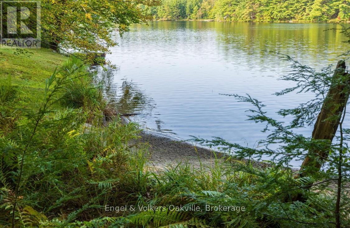 99 Dayeo Drive, Georgian Bay, Ontario  P0C 1H0 - Photo 7 - X12780062