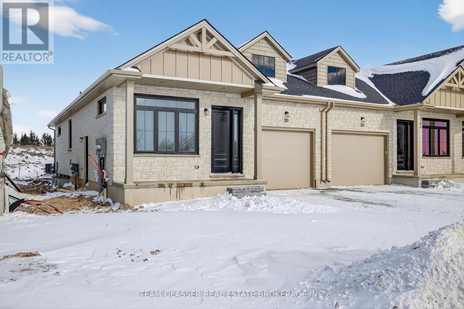 28 Dearing Drive, South Huron, Ontario  N0M 1T0 - Photo 2 - X12725908