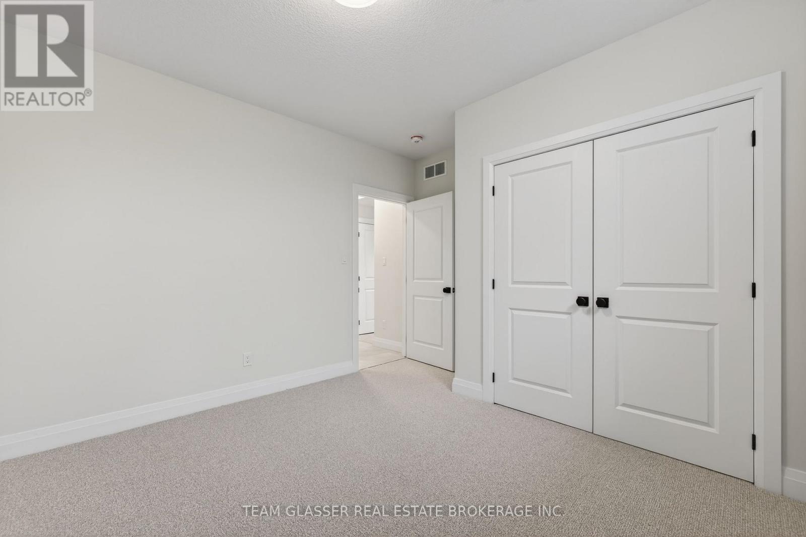 28 Dearing Drive, South Huron, Ontario  N0M 1T0 - Photo 31 - X12725908