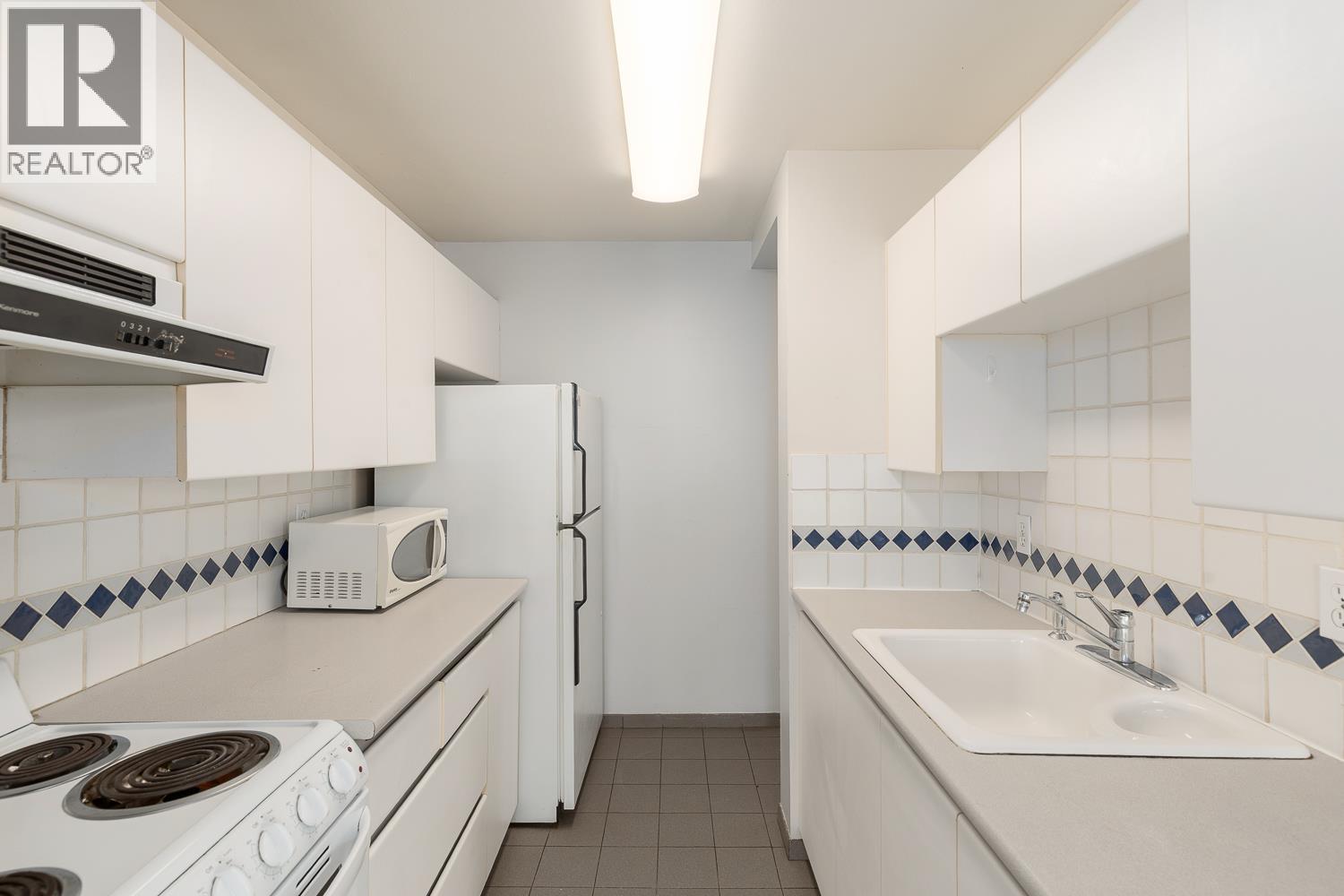 403 4105 Imperial Street, Burnaby, British Columbia  V5J 1A6 - Photo 6 - R3088913