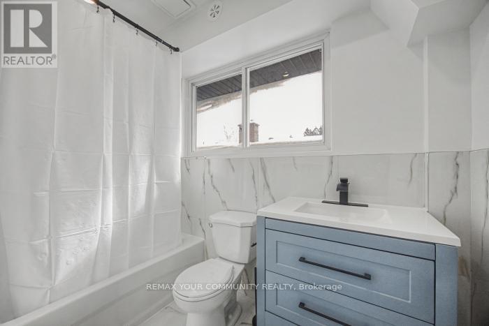 4 - 69 Blythwood Road N, Waterloo, Ontario  N2L 3Z9 - Photo 9 - X12751448