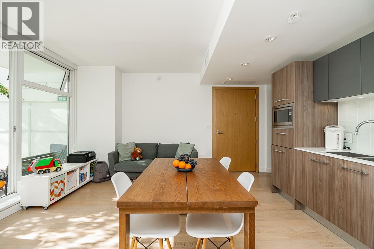 301 4638 Gladstone Street, Vancouver, British Columbia  V5N 0G5 - Photo 4 - R3088924