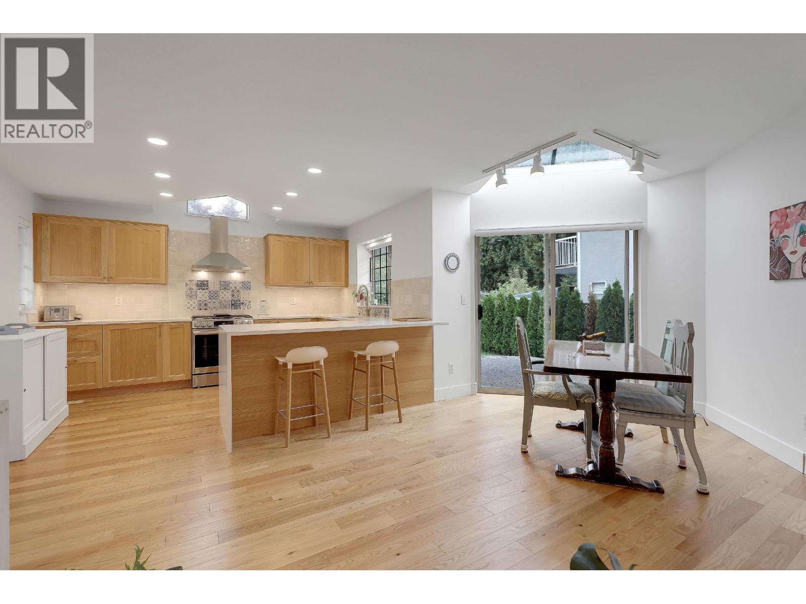 907 Sprice Avenue, Coquitlam, British Columbia  V3J 7M2 - Photo 13 - R3088929