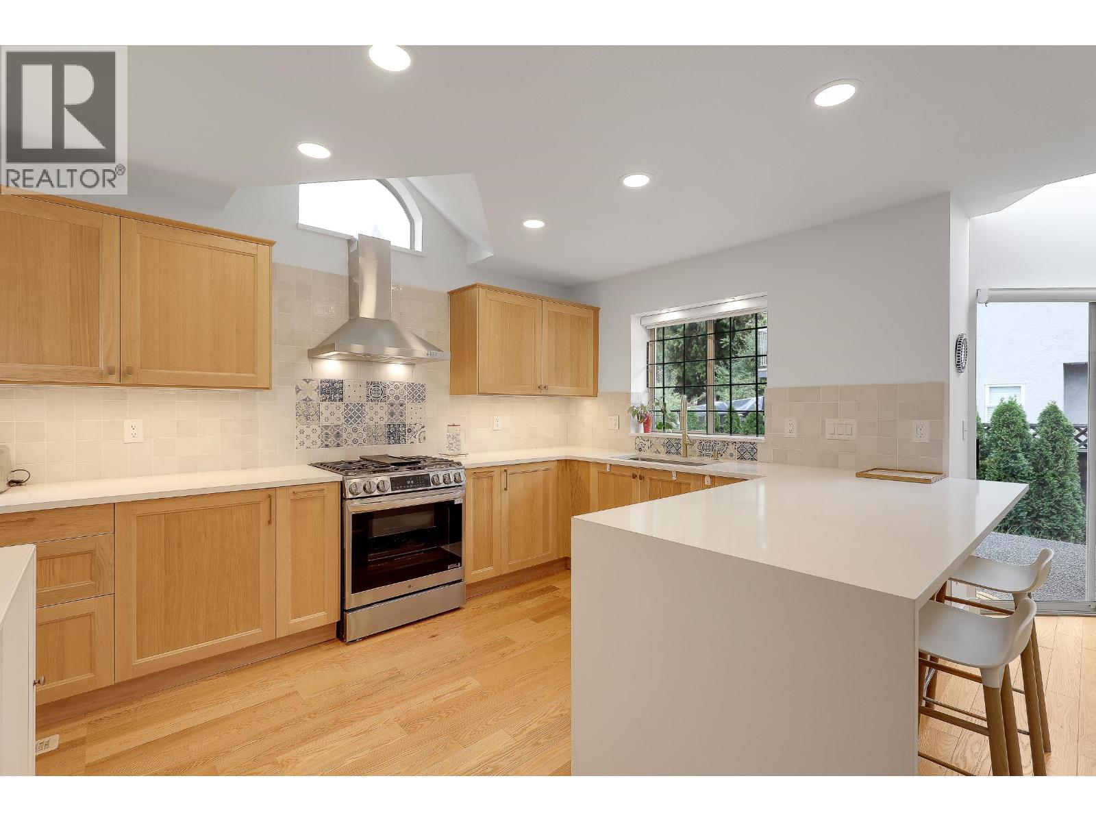 907 Sprice Avenue, Coquitlam, British Columbia  V3J 7M2 - Photo 14 - R3088929