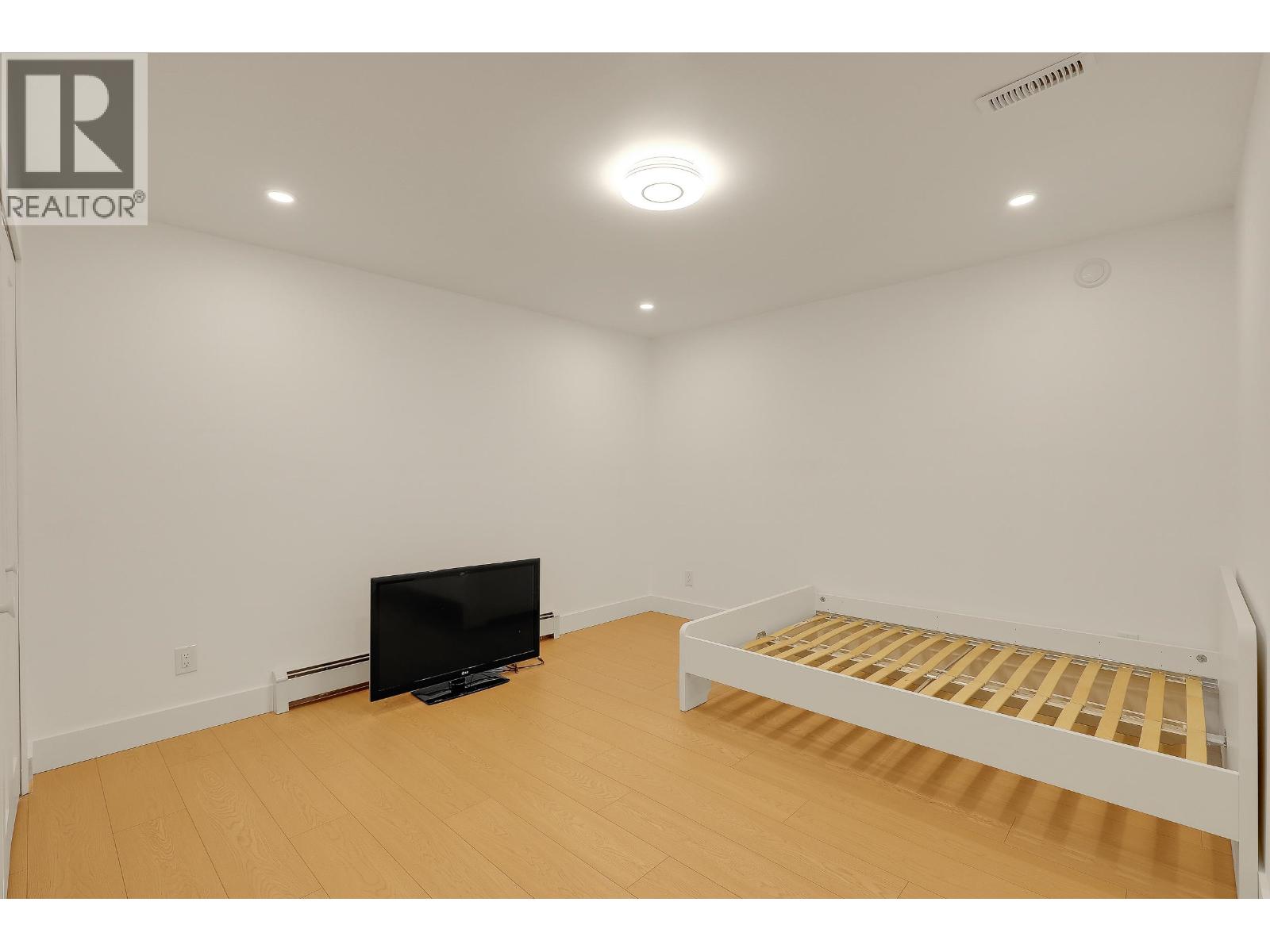 907 Sprice Avenue, Coquitlam, British Columbia  V3J 7M2 - Photo 35 - R3088929