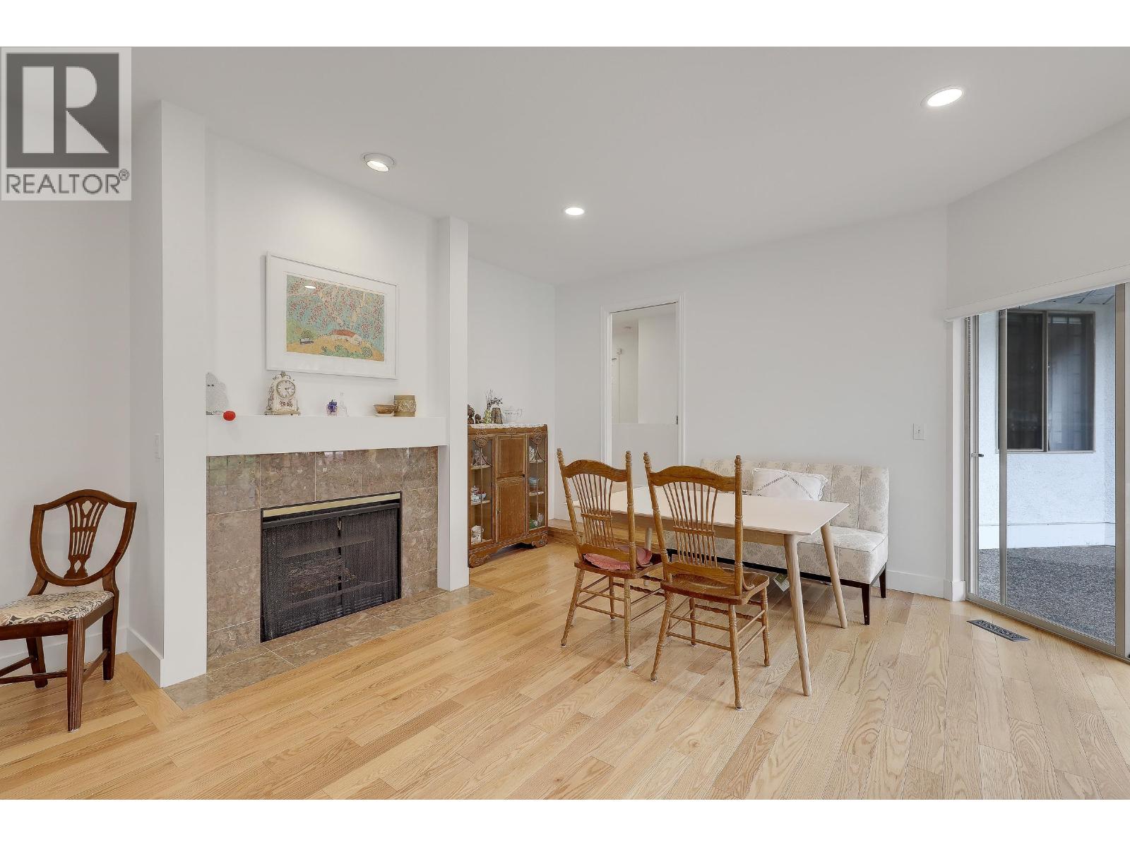 907 Sprice Avenue, Coquitlam, British Columbia  V3J 7M2 - Photo 8 - R3088929