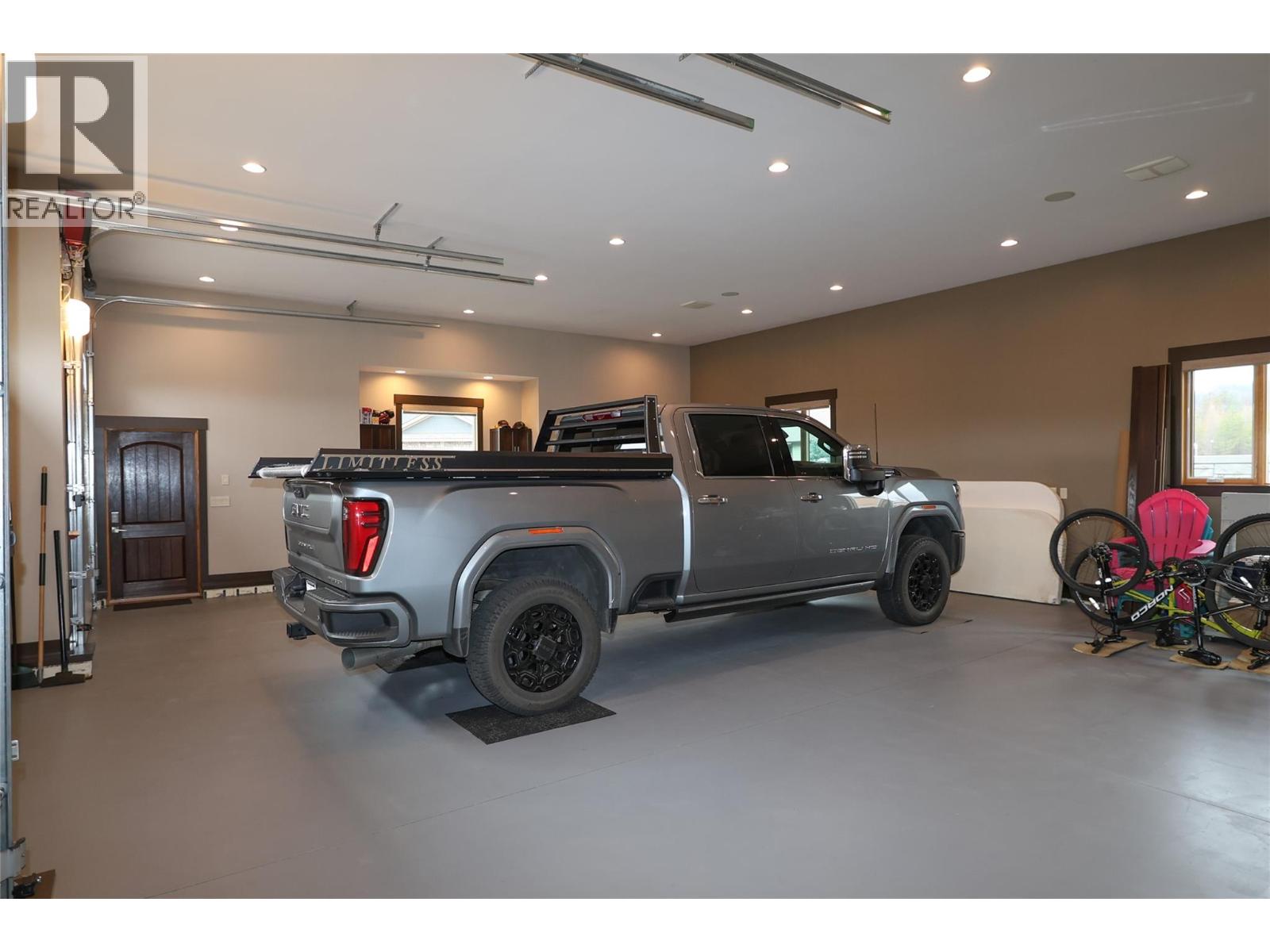 100 Forest Crowne Crescent, Kimberley, British Columbia V1A 0A4 - Photo 64 - 10369552