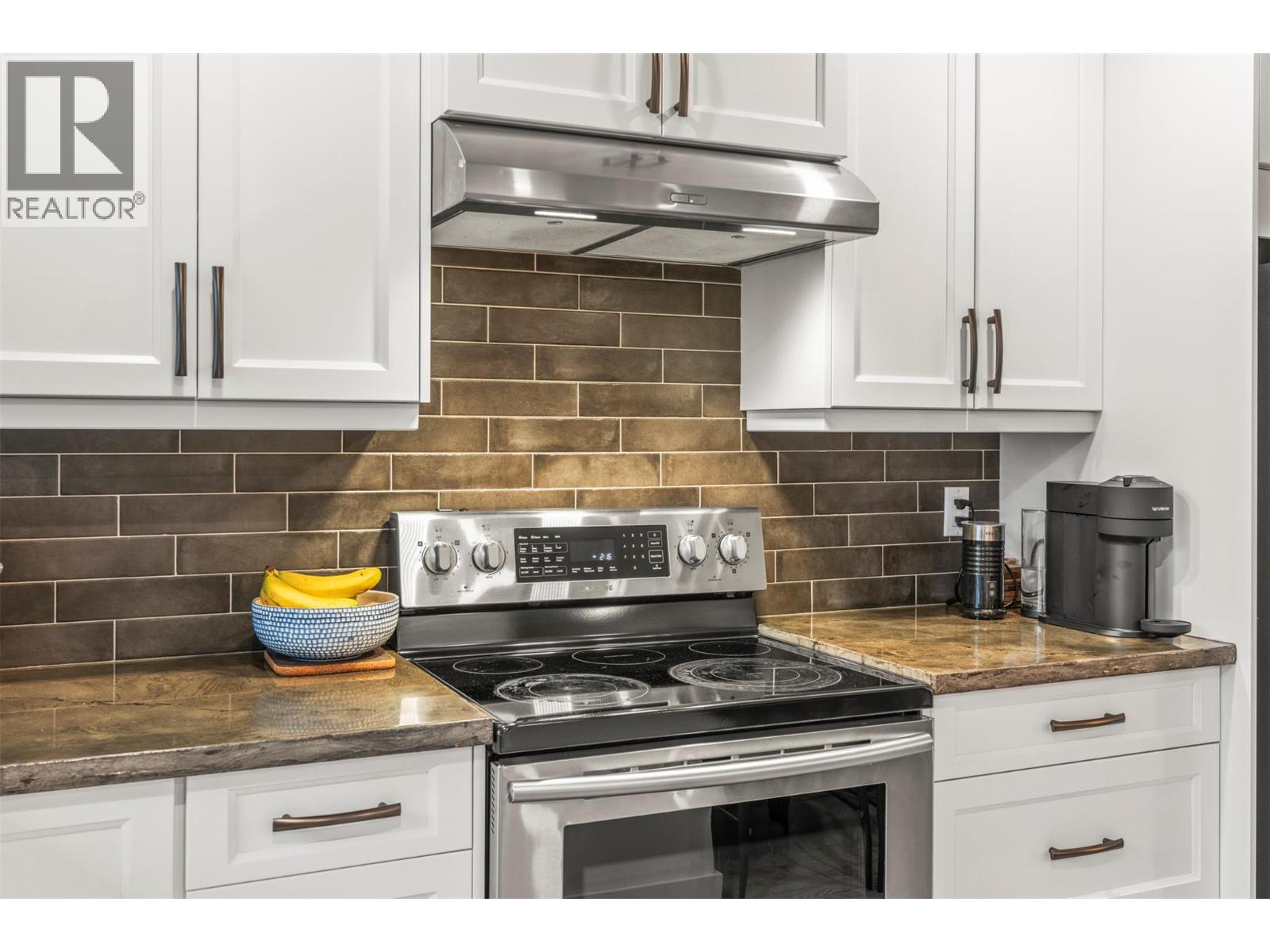 1413 12th Street, Vernon, British Columbia  V1T 2S6 - Photo 8 - 10371648