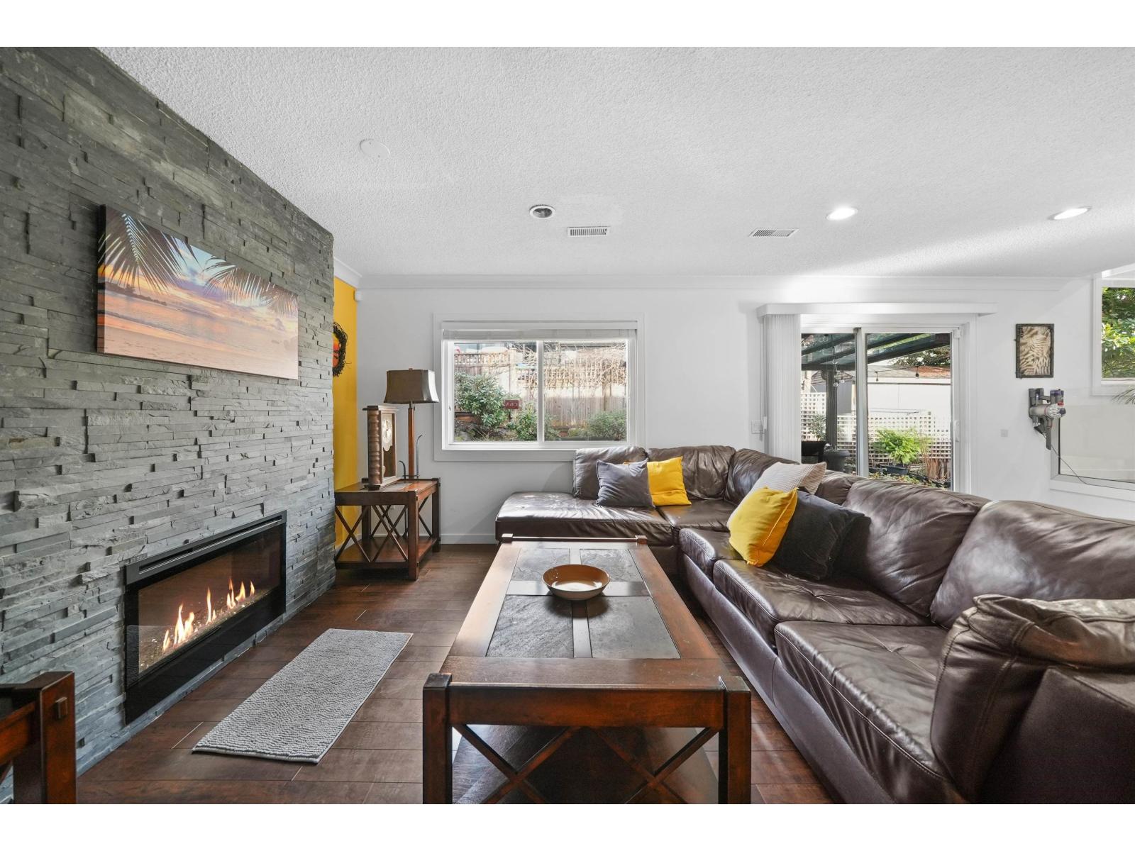 10421 Santa Monica Drive, Delta, British Columbia  V4C 1P8 - Photo 4 - R3087938