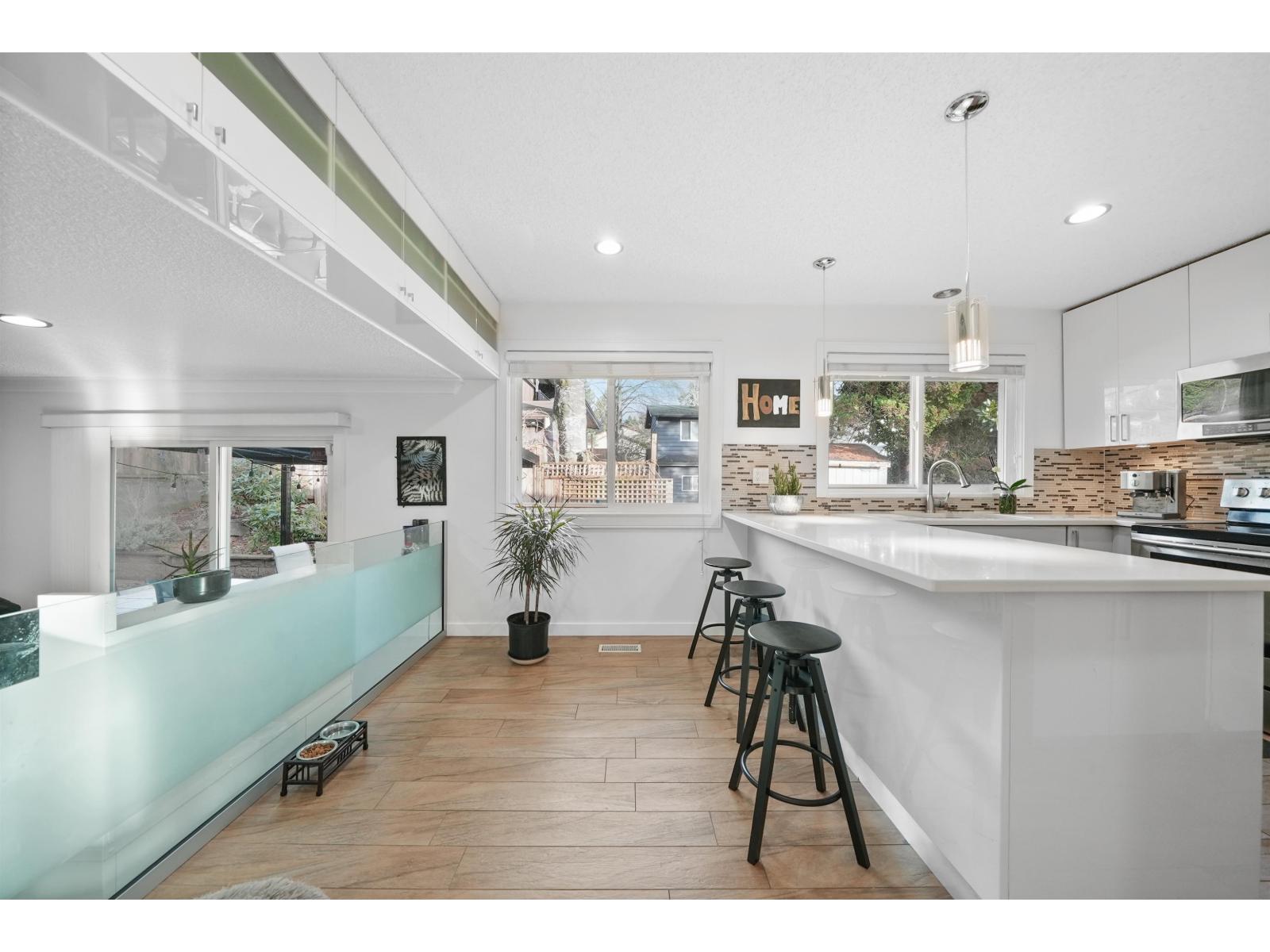 10421 Santa Monica Drive, Delta, British Columbia  V4C 1P8 - Photo 9 - R3087938