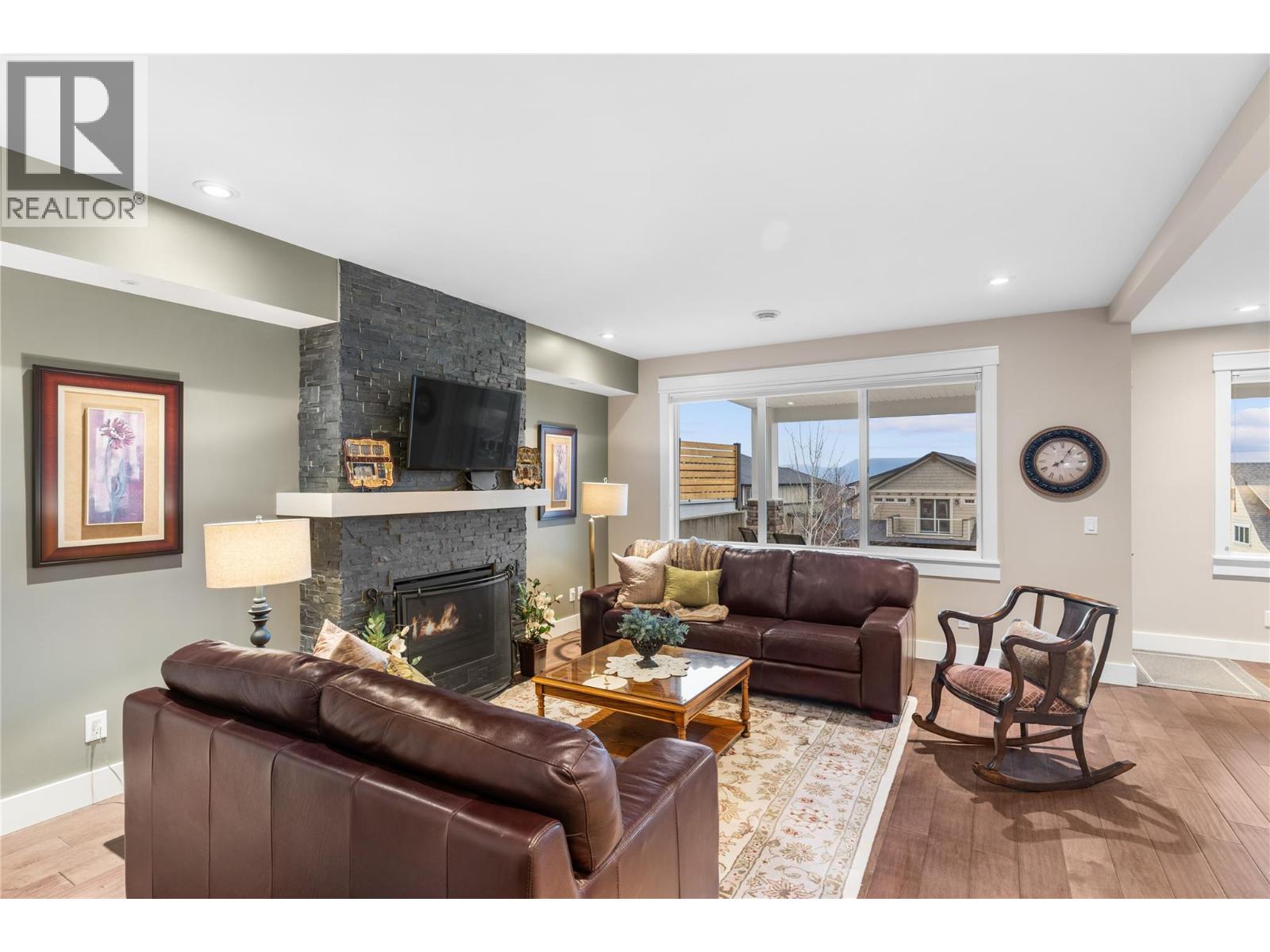 5484 Mountainside Lane, Kelowna, British Columbia  V1W 5H1 - Photo 29 - 10374676