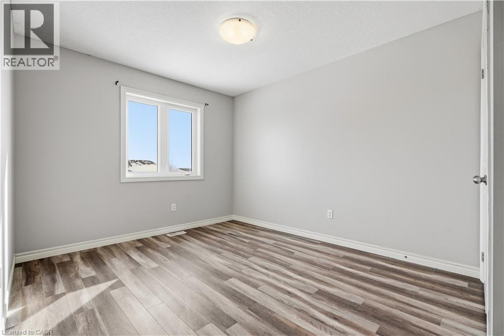 120 Links Crescent, Woodstock, Ontario  N4T 0K7 - Photo 24 - 40804197