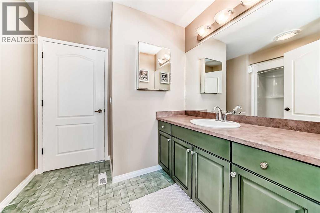 417 Hope Bay, Rural Rocky View County, Alberta  T1X 1G5 - Photo 20 - A2281746