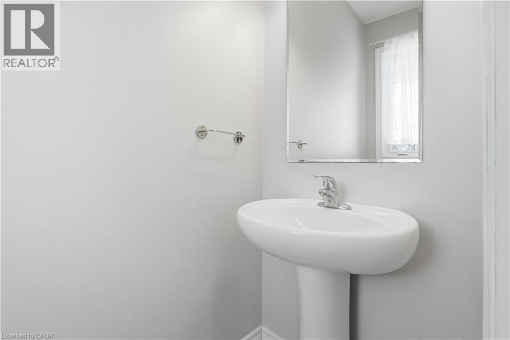 120 Links Crescent, Woodstock, Ontario  N4T 0K7 - Photo 7 - 40804197