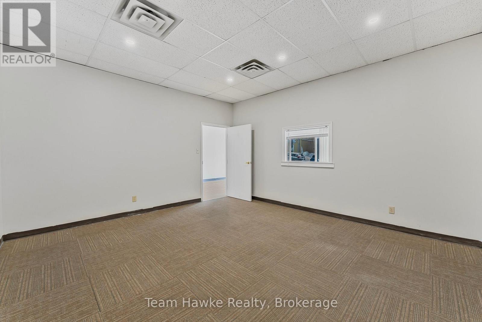 101 Main Street, Penetanguishene, Ontario  L9M 1S9 - Photo 15 - S12651642