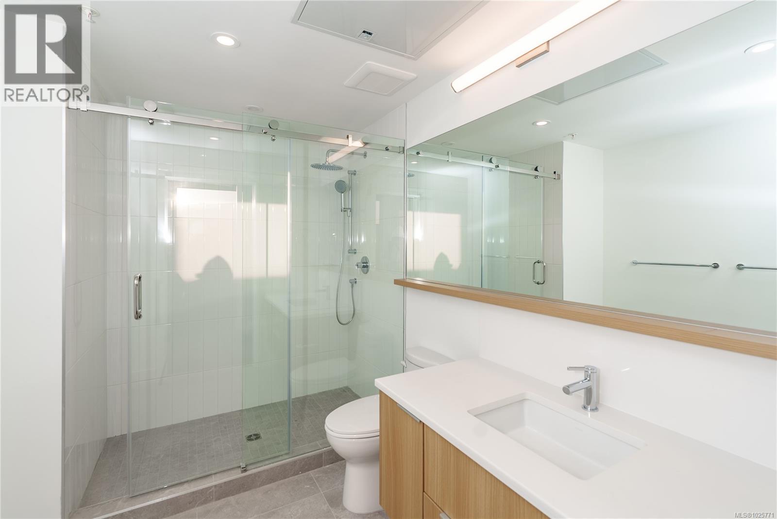 105 9570 Fifth St, Sidney, British Columbia  V8L 2W5 - Photo 15 - 1025771