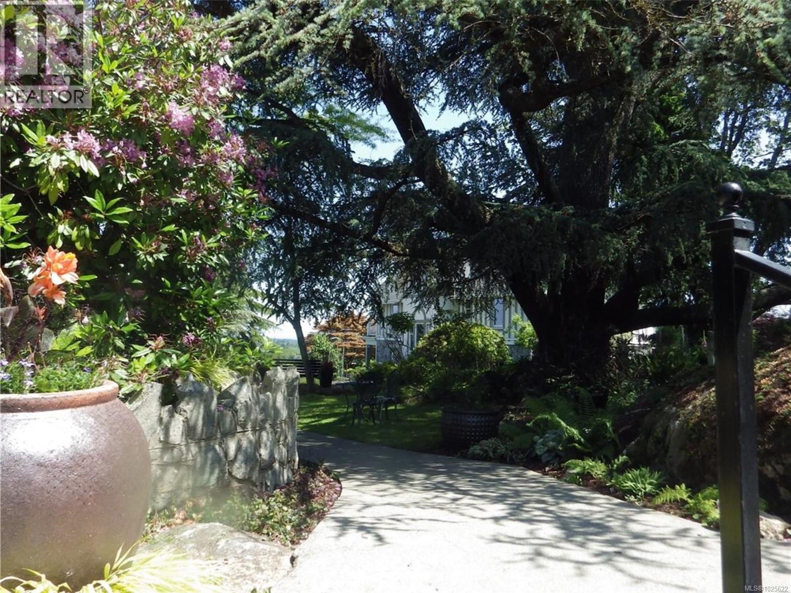 403 2920 Cook St, Victoria, British Columbia  V8T 3S7 - Photo 16 - 1025622