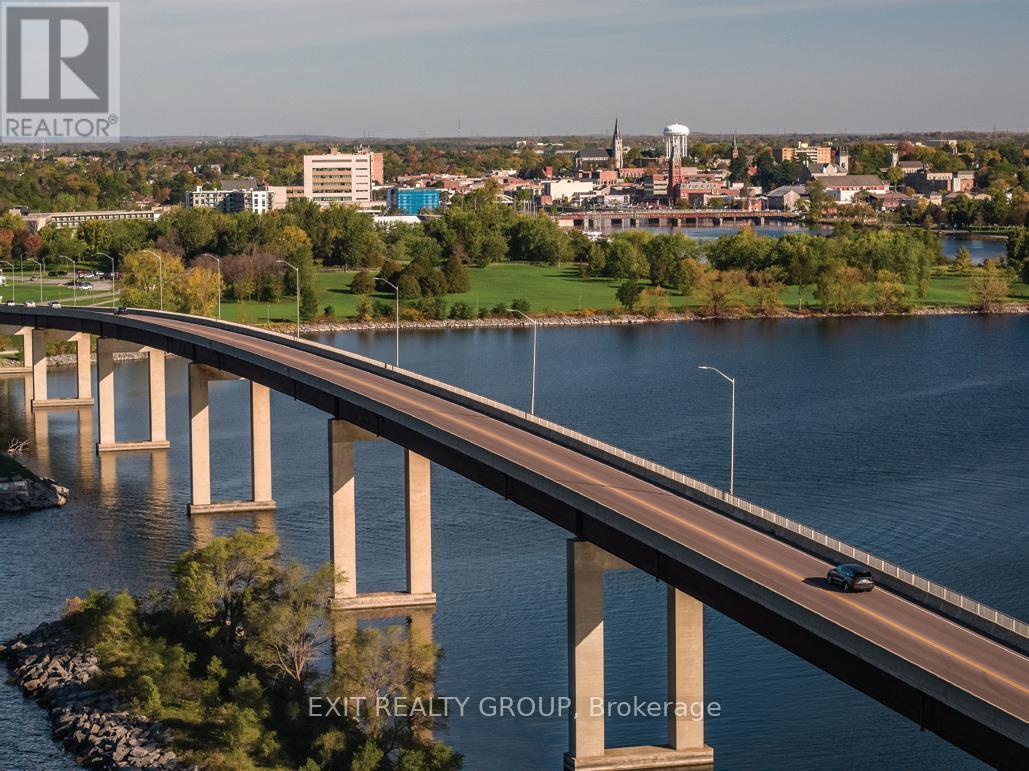 Lot 2 Hennessy Street, Prince Edward County, Ontario  K8N 4Z7 - Photo 5 - X12779392